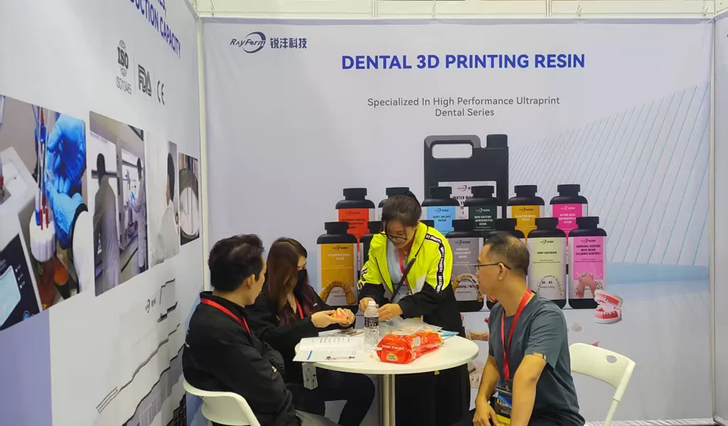 Global dental professionals engaged with RayForm’s team to explore the future of digital dentistry innovation