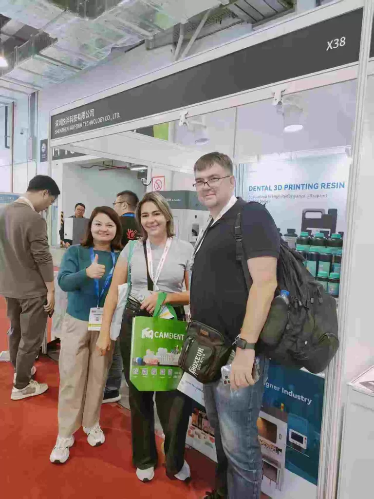Rayform Shines at CIIDE 2025: Elevating Digital Dentistry Through Innovation - Shanghai World Expo Exhibition &amp; Convention Center（images 16）