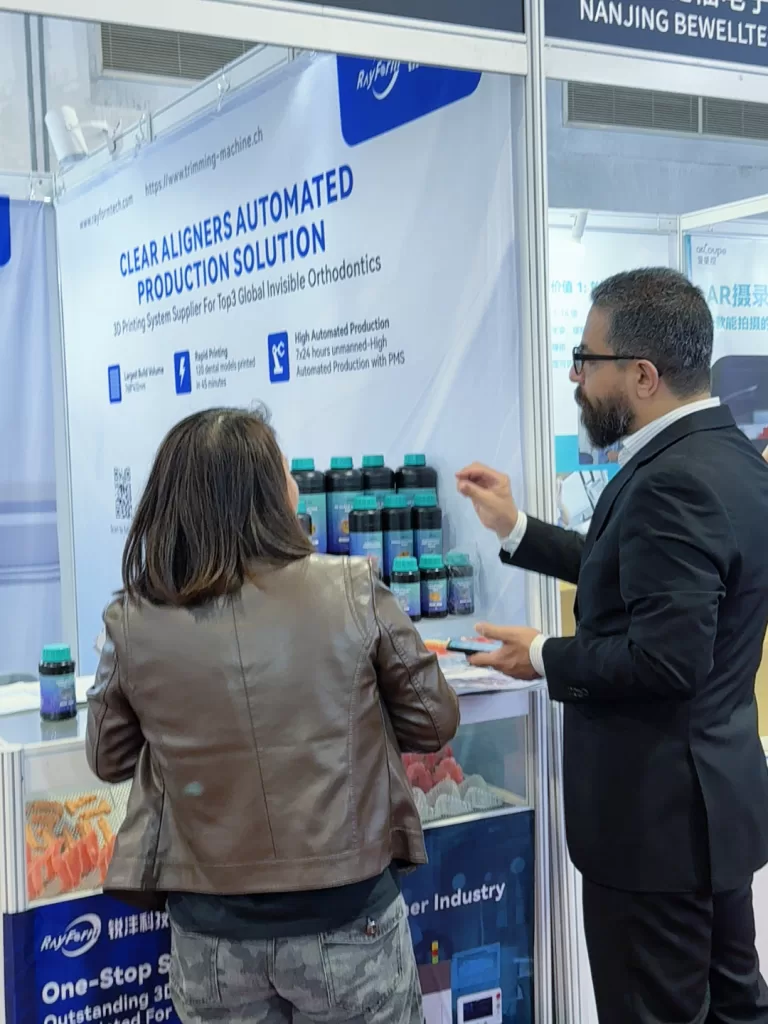 Rayform Shines at CIIDE 2025: Elevating Digital Dentistry Through Innovation - Shanghai Dental Exhibition 2025（images 11）