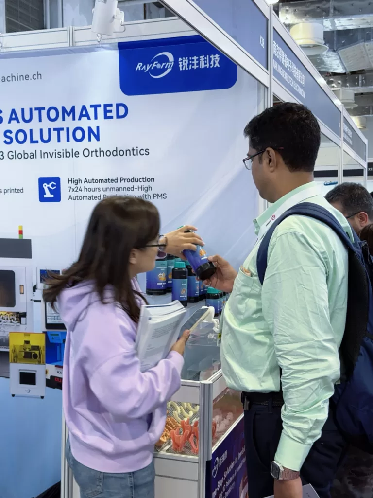 Rayform Shines at CIIDE 2025: Elevating Digital Dentistry Through Innovation - DenTech Shanghai Oct 23–26 2025（images 10）