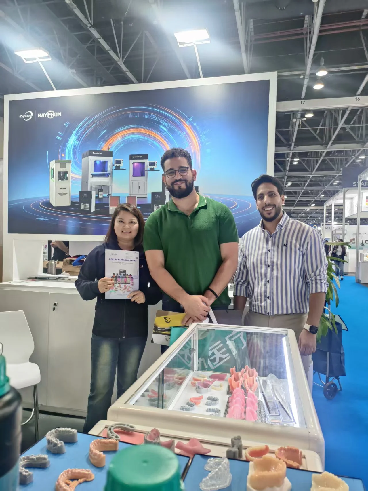 In-depth Discussion on Dental Resin Workflows with Global Distributors