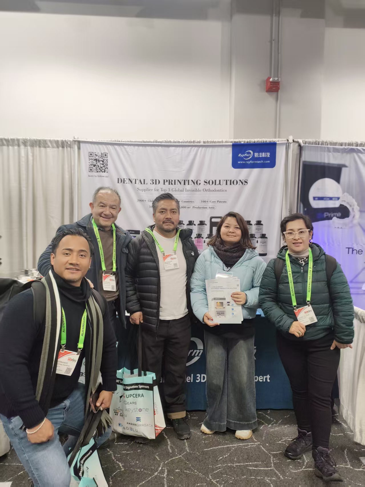 Rayform team and customer group photo at LMT Lab Day Chicago 2026 (3)