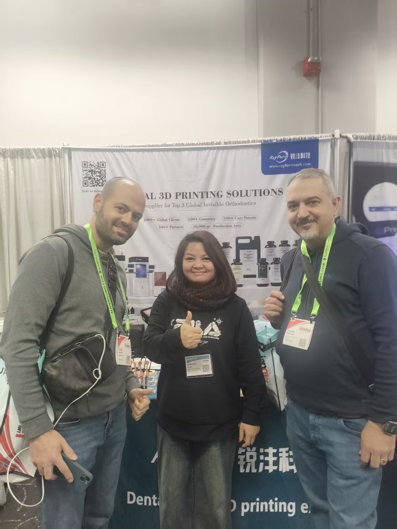 Rayform team and customer group photo at LMT Lab Day Chicago 2026 (6)