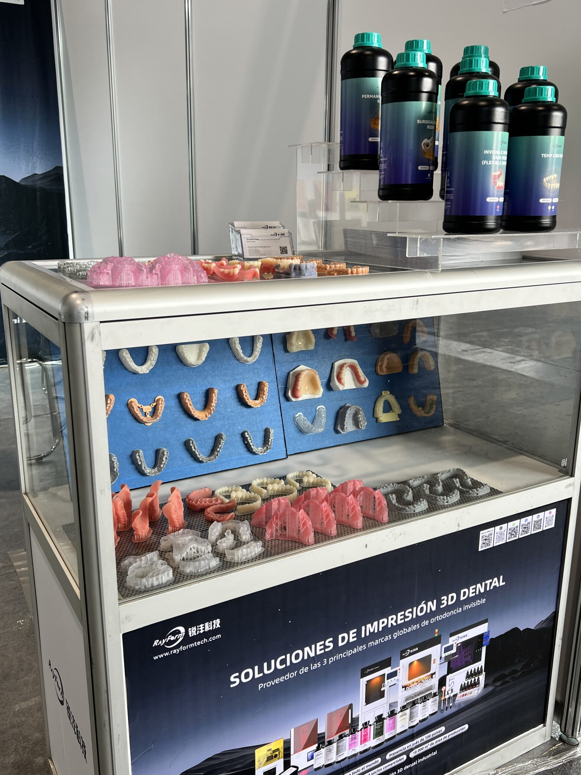 RayForm dental 3D printing equipment on display