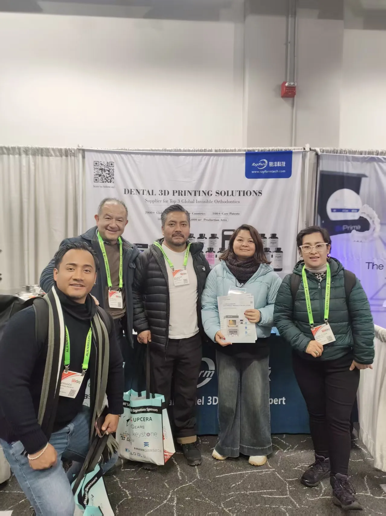 Rayform team and customer group photo at LMT Lab Day Chicago 2026 (3)